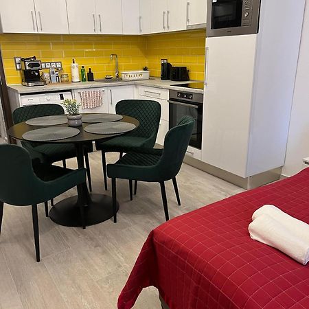 Center Apartman In The Famous Hajos Street Budapest Extérieur photo