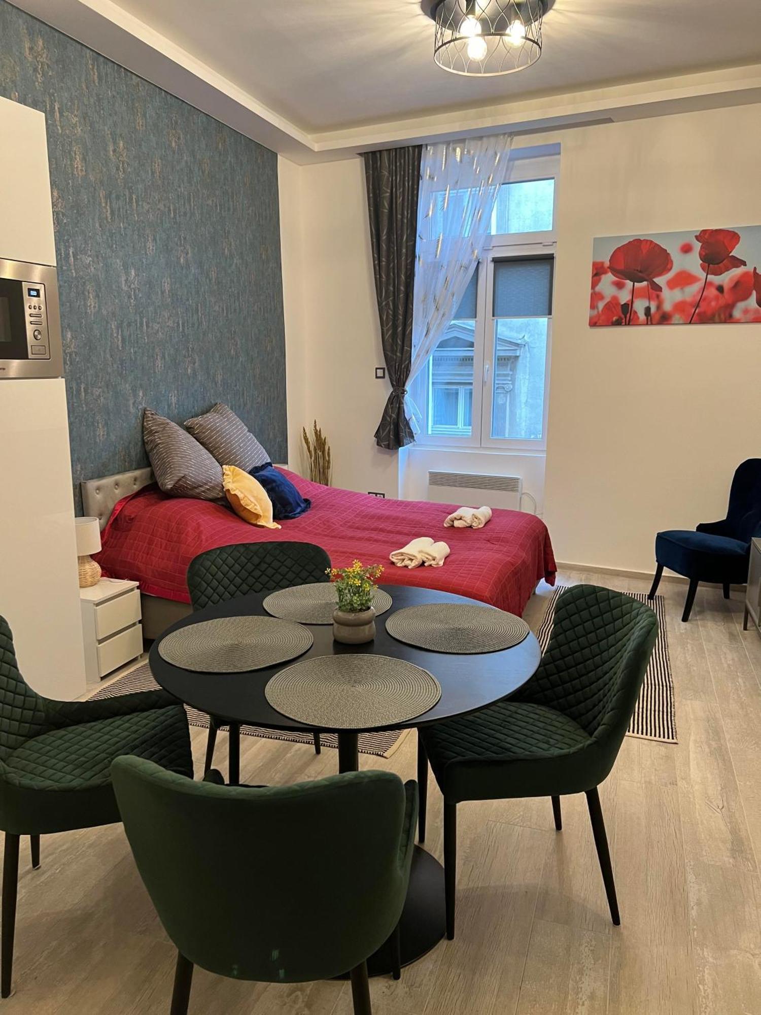 Center Apartman In The Famous Hajos Street Budapest Extérieur photo